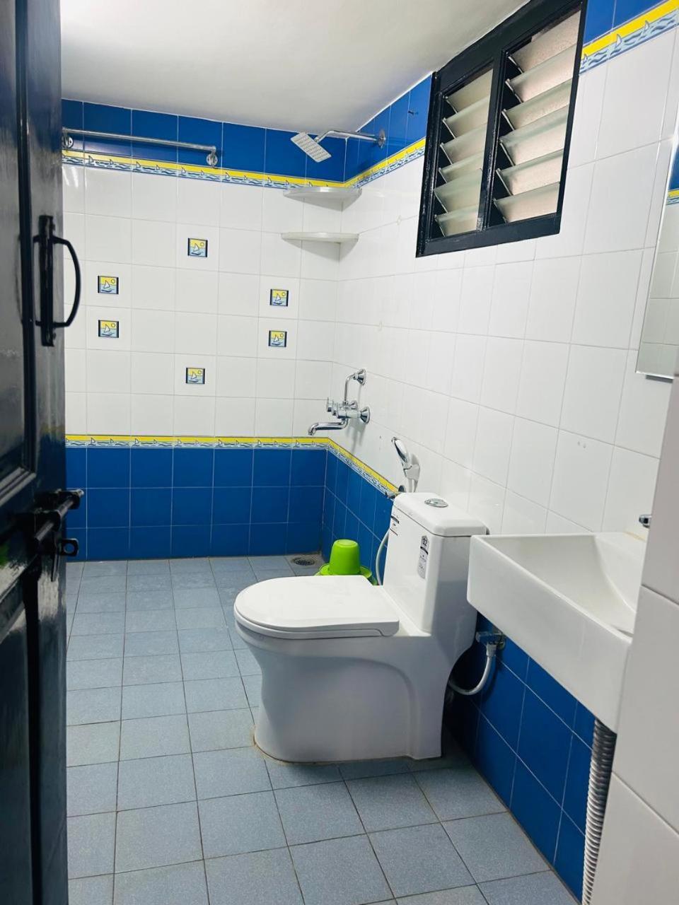 Hotel Queens Comfort マイソール エクステリア 写真